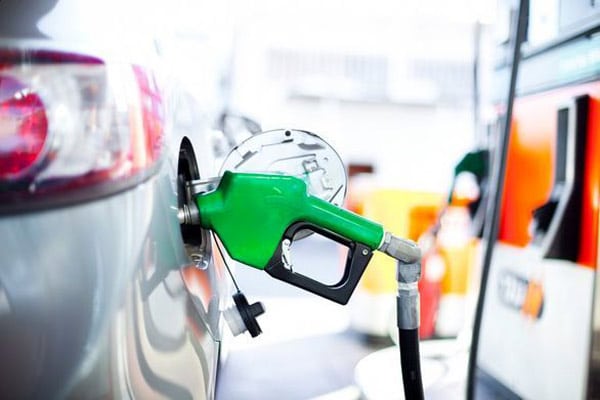 ویژگی ها و مزایای بنزین سوپر