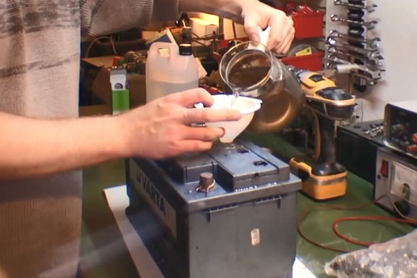 اسید باتری ماشین